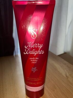 Vicorita Secrets Merry Delights Fragrance Lotion